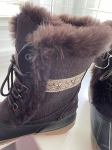 BEARPAW Floral Shoes for Women for sale 