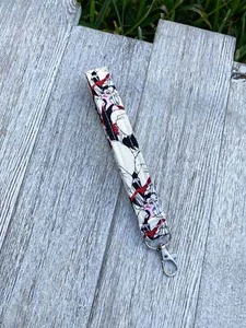 Llavero de pulsera Cruella - Imagen 1 de 3
