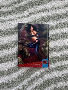 2018 Fleer Ultra Marvel X-Men Super Heroes X-23 #11 Laura Kinney - Bild 1 von 4