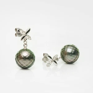 10.7MM+ Gray-green Faceted Tahitian Saltwater Pearl Earrings 18KW Gold Diamonds - Picture 1 of 6