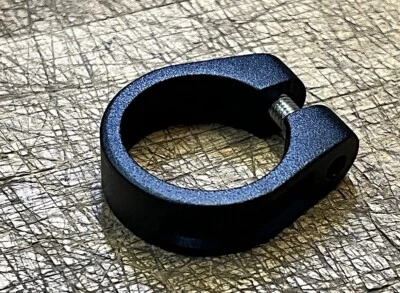 Tija de sillín de bicicleta de aleación NEGRA 34,9/35 mm / abrazadera de cuello de asiento abrazadera de asiento negra - NUEVA Foto 1 de 4