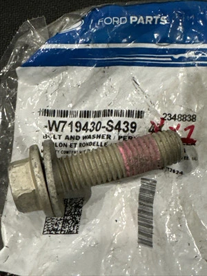 *VENDIDO INDIVIDUALMENTE* W719430-S439 OEM Ford Pinza Trasera Perno 2020-2025 Explorer Foto 1 de 4