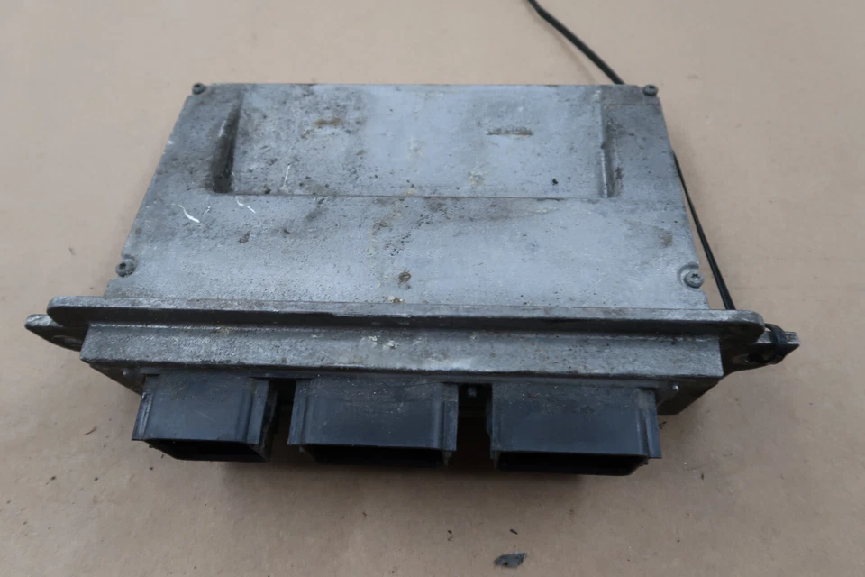 Computadora Ford Focus 2008-2009 motor ECM (A43) 8s4a-12a650-axc Foto 1 de 1