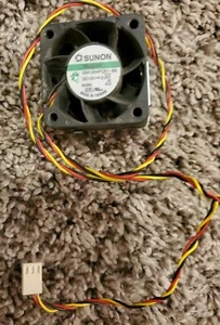 Sunon MagLev GM1204PQV1-8A 3pin DC12V 2.8W 40*40*28MM Cooling Fan - Picture 1 of 9