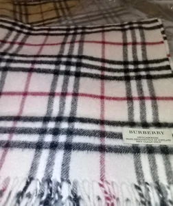 Bufanda Burberry, marfil House Check. 100% cachemir. - Imagen 1 de 16