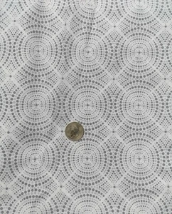 2 Yds Baumwolle Steppstoff-grau/weiß kariert/Tupfen von Exclusively Quilters - Bild 1 von 1