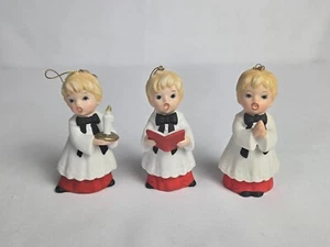 Vintage HOMCO Porzellan Weihnachten Chor Jungen Figuren Ornamente Set 3 #5552 - Bild 1 von 8