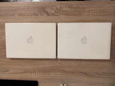 Lotto 2 Apple Macbook A1181 Per Ricambi - Immagine 1 di 4