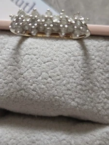 Yellow Gold Diamond Ring - Picture 1 of 8