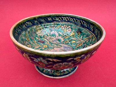 Старинная палестинская большая керамическая чаша в стиле изник 1920-х годов - Изображение 1 из 4