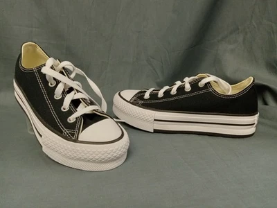 Converse Kids Chuck Taylor все звезды низкий верхний черный белый размер 2 совершенно новый без коробки! - Изображение 1 из 4