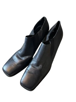 Botín negro superior de cuero Apostrophe talla 10 M para mujer con tacón de 3" Foto 1 de 4