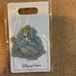 Prendedor Castillo Cenicienta Disney - Imagen 1 de 2