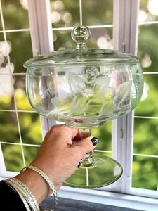 Vintage Large Etched Glass Pedestal Candy Dish Apothecary Jar & Lid Strawberry - Picture 1 of 17