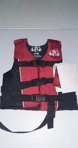 Full Throttle Child Ski Life Vest Red 30-50 lbs Chest 20-25 Inches NEW - Picture 1 of 5