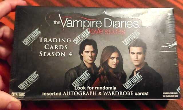 Vampire Diaries Season 1 Cryptozoic M18 Matt Davis ALARIC SALTZMAN Costume