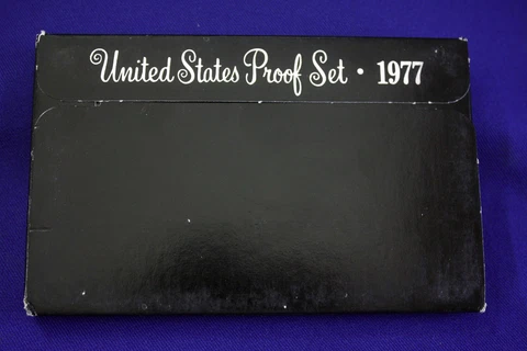 1977-s  U.S. Proof set. Genuine. complete and original as issued by US Mint Cover
