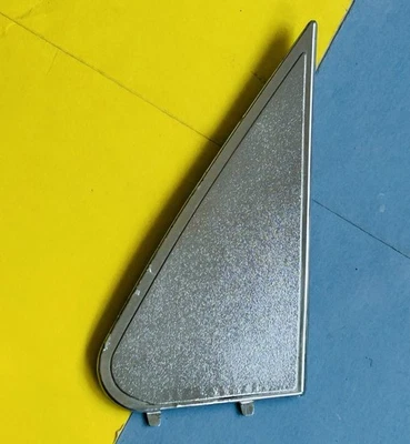 De colección 1982-85 MERCEDES BENZ W 123 SEDÁN PUERTA DERECHA ESPEJO CUBIERTA PLACA ELÉCTRICO OEM Foto 1 de 4