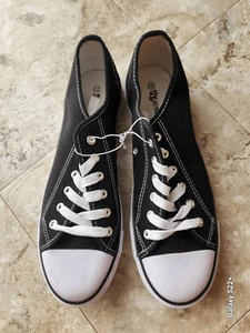 NWT Revolution canvas sneakers - Picture 1 of 7