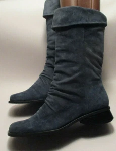 New Unworn Vintage 2002 Markon Womens size 7M Suede Pull on Cuff Scrunch Boots - Picture 1 of 8