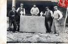 CPA 12 AVEYRON CARTE PHOTO EXCEPTIONNELLE FIGURANT DES TAILLEUS DE PIERRE (GROS