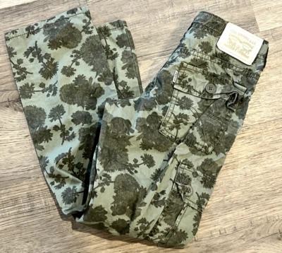 Levi’s 511 Slim Cargo Pants Youth 7 Reg 22X22 Green Flora Tapered Leg MSRP $44 - Image 1 of 4