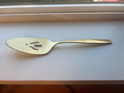 Rogers Cutlery Gold Colored Stainless USA Silverware Pie Cake Server  8.75 L " - Image 1 of 4