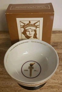 Cuenco de porcelana vintage Avon Estatua de la Libertad Centenario - Imagen 1 de 4