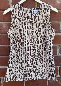 CAbi Womens Sz XS Style #3070 Ginger Leopard Print Sleeveless Blouse Top EUC - Picture 1 of 8