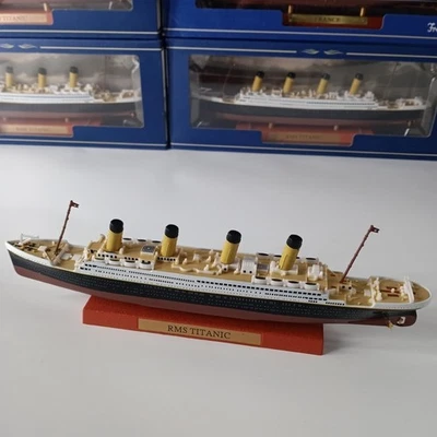 1:1250 Modellschiff Diecast-Metalllegierung RMS Titanic Ozeandampfer Sammlung - Bild 1 von 4