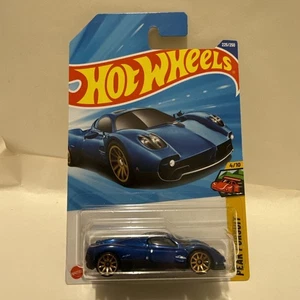 Pagani Utopia 225/250 Hot Wheels 2025 JBB38 HW Peak Pursuit 4/10 azul - Imagen 1 de 14