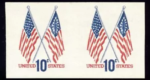 US 1519a 10¢ 1973 Flag Coil Issue 50-Star & 13-Star Flags coppia bobine imperfette VF NH - Foto 1 di 2