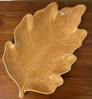 Керамическое блюдо Pottery Barn Brown Harvest Leaf 21 x 12 1/2 дюйма - Изображение 1 из 4