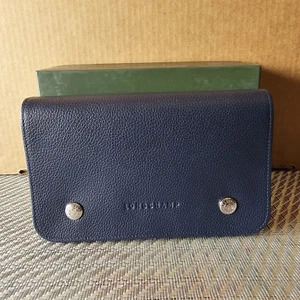 Longchamp - Le Foulonne - Doble a presión - Billetera de cuero en una cadena - Azul marino - Nuevo con etiquetas - $375 - Imagen 1 de 16