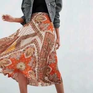 Zara Midi Skirt XS 6 Pleated orange Paisley floral Boho skirt flowy summer skirt - Picture 1 of 10