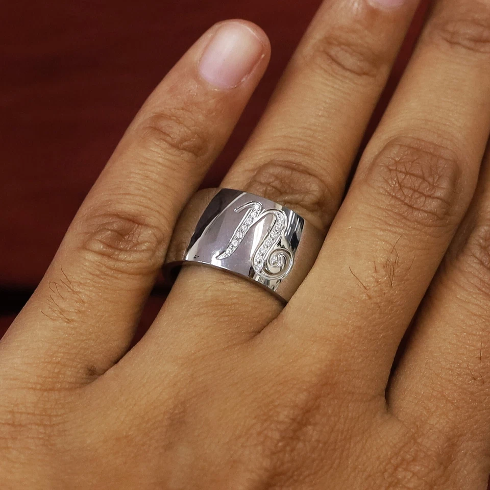 Anillo banda inicial pavé U acero inoxidable QVC por diseño talla 9 Foto 1 de 4