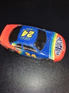 Jeff Gordon #24 Dupont 1997 Burger King Kid's Club Pullback Rennwagen 1/64 - Bild 1 von 4