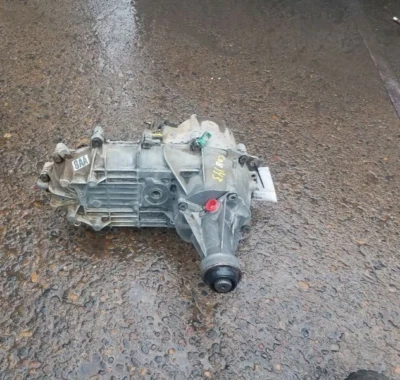 1987-1991 FORD F150 F250 PICKUP Transfer Case Slip Yoke Output Manual Shift OEM - Image 1 of 4