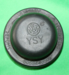 2012-2015 VW Headlight Turn Signal Rubber Bulb Cap Cover OEM 561941607C - Picture 1 of 4