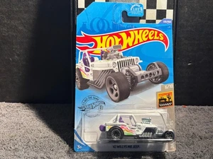 1/64 HOT WHEELS 1942 WILLYS MB JEEP HW BAJA BLAZERS WHITE  139/250 6/10 BHW1 - Picture 1 of 2