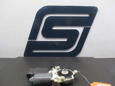 2002 Volkswagen Beetle - Right Passenger Door - Power Window Motor - Image 1 of 4