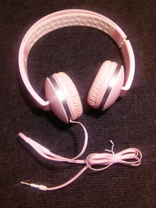 Gorsun Lightweight Sport Headphones with Soft Sweat Proof Earpads - Pink - Picture 1 of 3