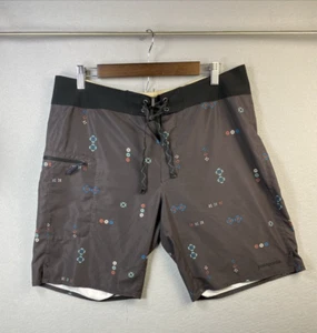 Patagonia Planing Boardshorts Mens 34 Stretch Swim Trunks 9” Inseam Geometric - Picture 1 of 13