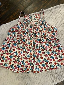 forever 21 crop top small white w/ flowers - Picture 1 of 4