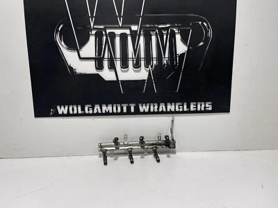 Riel de combustible Jeep JK Wrangler OEM con inyectores 3,8 L 2007 2008 2009 2010 2011 CC 4LL Foto 1 de 4