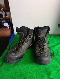 Karrimor ELITE TIGER WTX Botas de Caminar Negras / Suelas Vibram Talla 9 Dañadas - Imagen 1 de 10