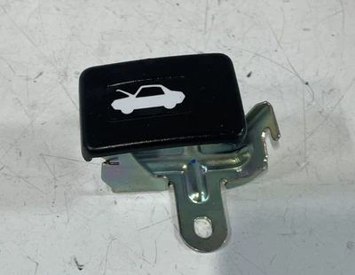 2023-2025 HONDA CR-V HOOD BONNET RELEASE OPEN OPENER HANDLE W/ BRACKET # 102591 - Image 1 of 4