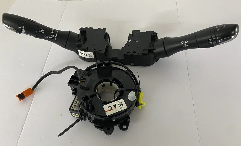 2008 英菲尼迪 G35 转向信号车头灯擦拭器控制开关带时钟弹簧 Oem — 第 1/4 张图片