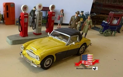 Corgi Classics 02401 Austin Healey Soft Top 2 Tone Yellow over Black C9.9 - Image 1 of 4