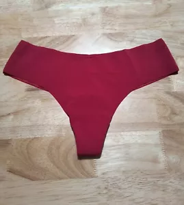 VS Red Lace Thong Victoria's Secret Size M NWOT - Picture 1 of 7
